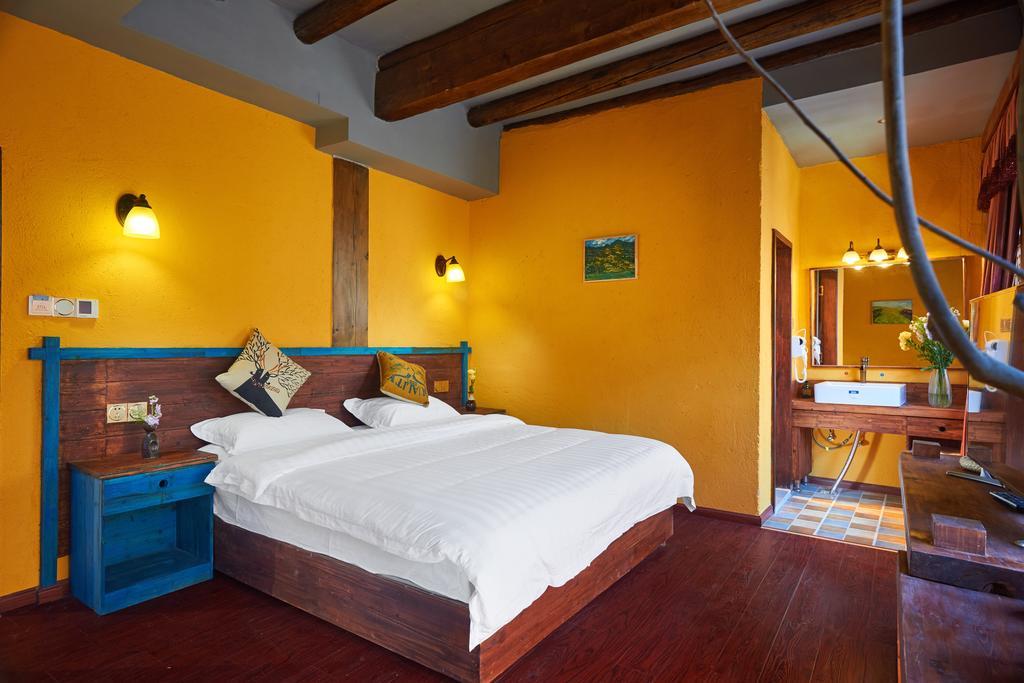 Jiumi Snow Mountain Original Art Hotel Shangri-La Luaran gambar