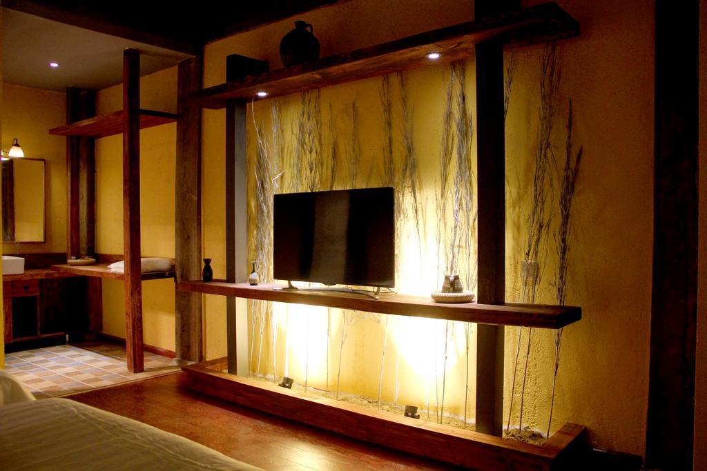 Jiumi Snow Mountain Original Art Hotel Shangri-La Luaran gambar