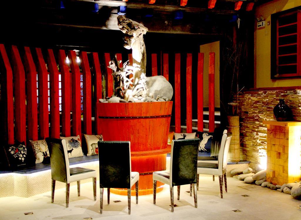 Jiumi Snow Mountain Original Art Hotel Shangri-La Luaran gambar